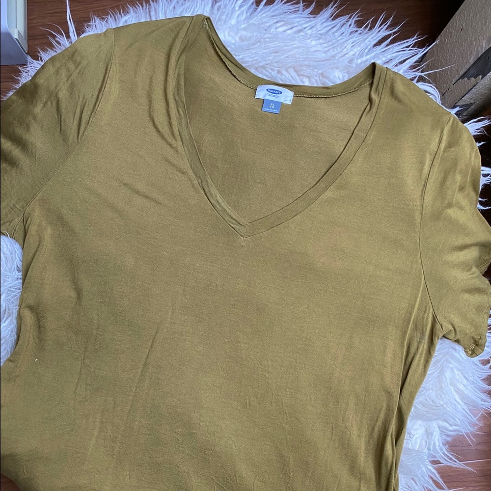 Old Navy V-Neck